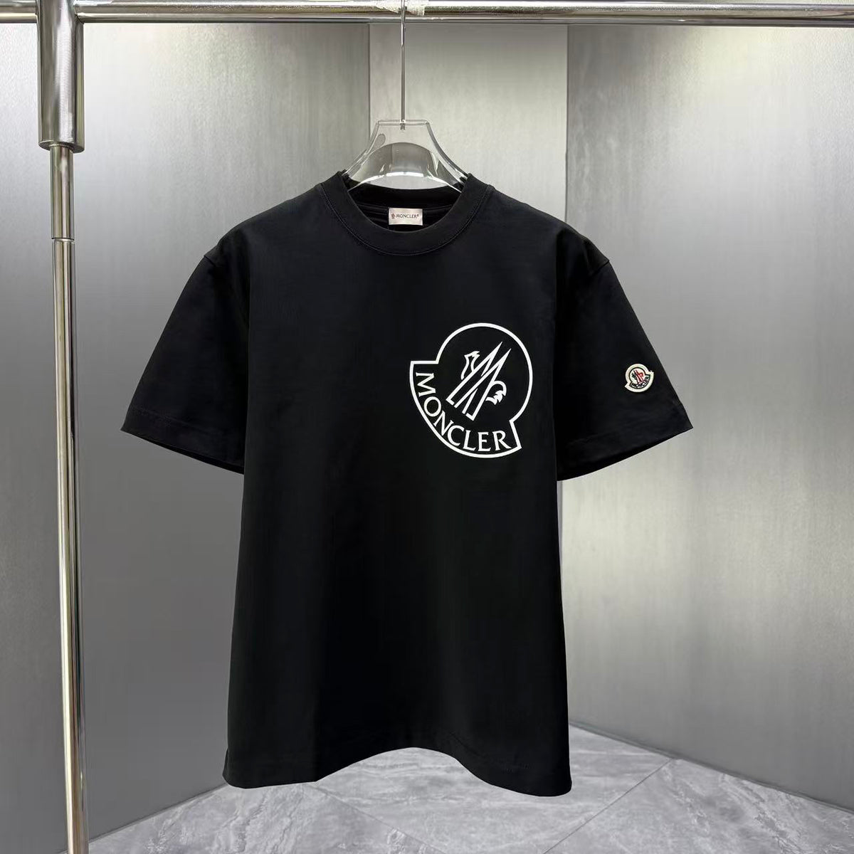 Moncler Oversized Circle Logo T-Shirt Black
