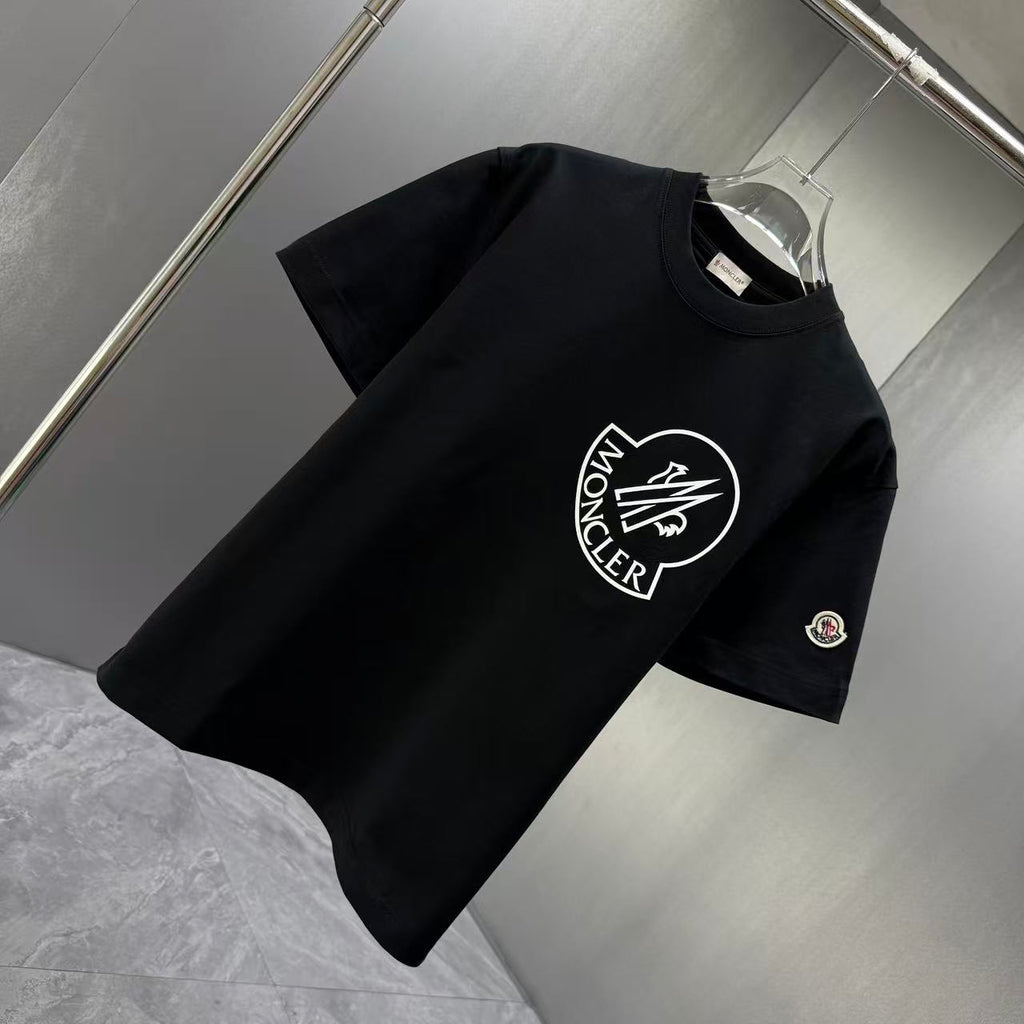 Moncler Oversized Circle Logo T-Shirt Black
