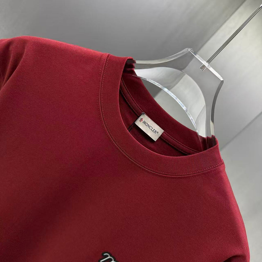Moncler Script Logo T-Shirt Burgundy