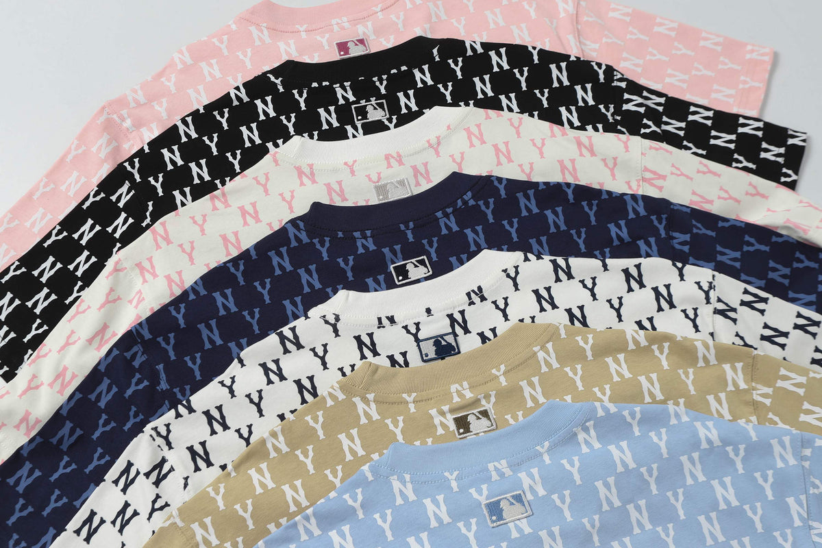 NY Yankees All-Over Monogram T-Shirt