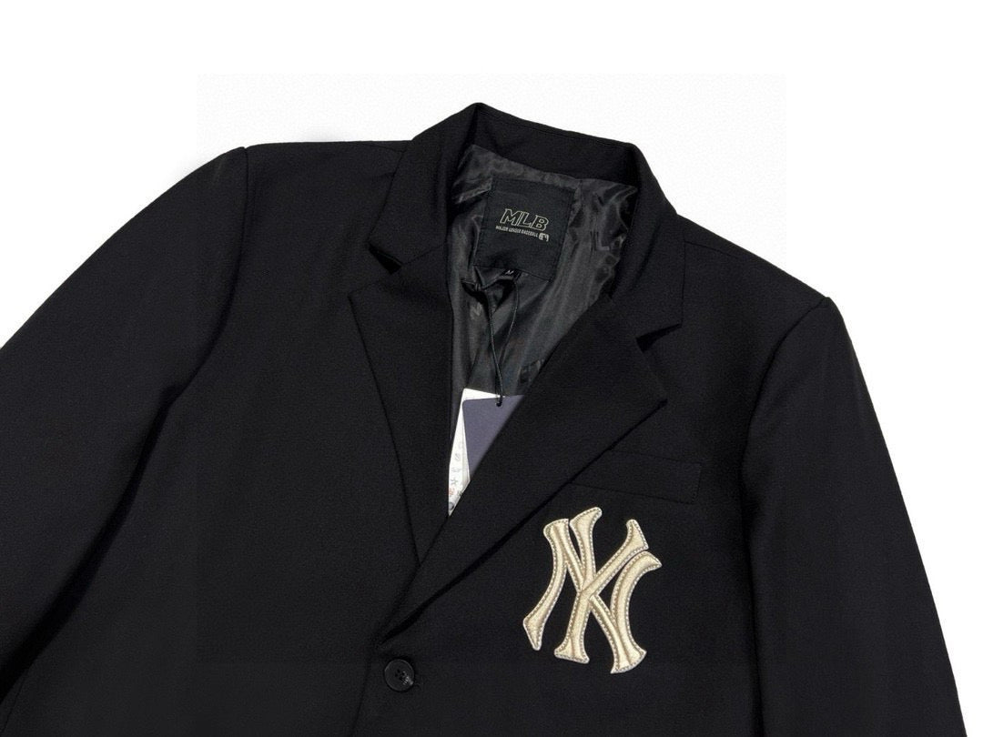 NY Yankees Monogram Blazer