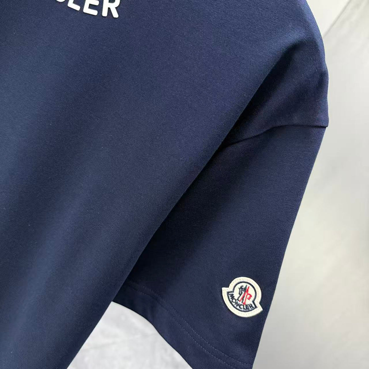 Moncler Lettering Logo T-Shirt Navy
