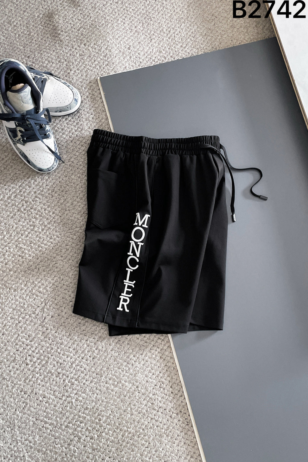 Moncler Logo Embroidered Drawstring Shorts White