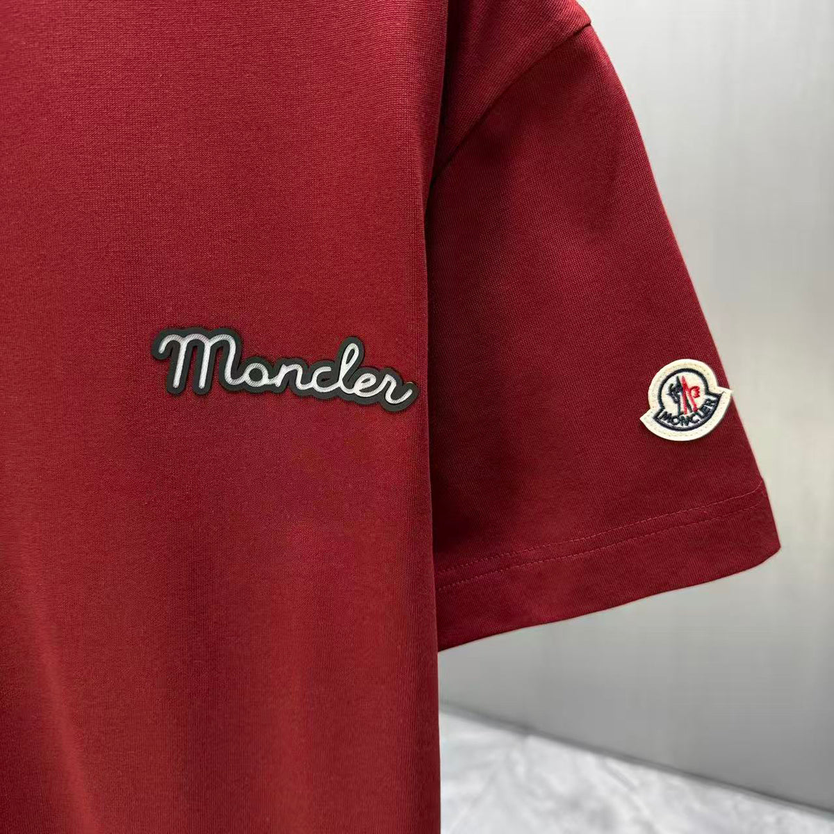 Moncler Script Logo T-Shirt Burgundy