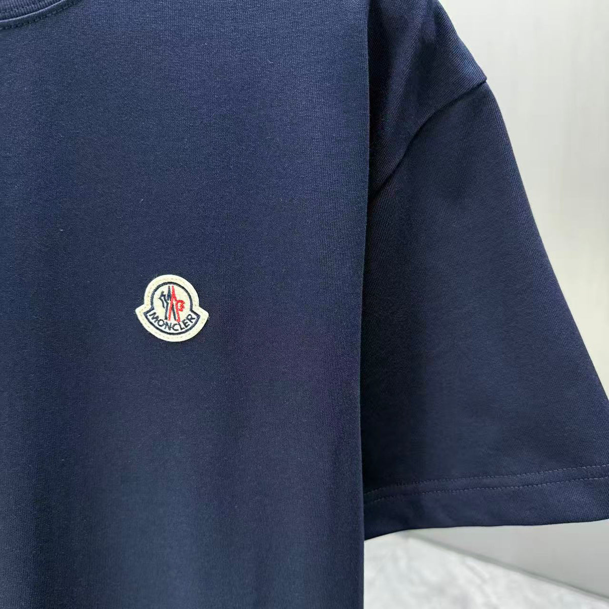 Moncler Badge Essential T-Shirt Navy