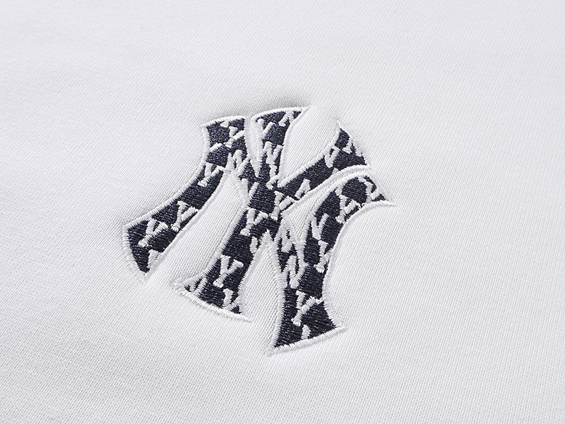 NY Yankees Monogram Fill Logo Crewneck Sweatshirt