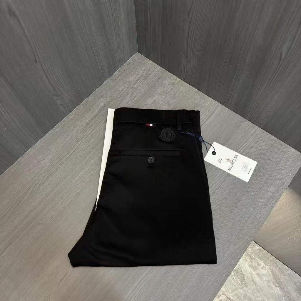 Moncler Tailored Smart Shorts Black