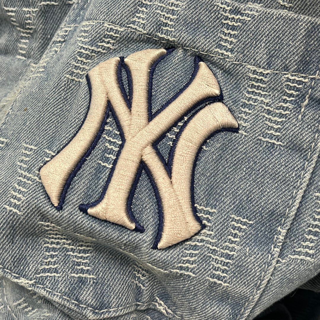 NY Yankees All-Over Monogram Denim Shirt Jacket