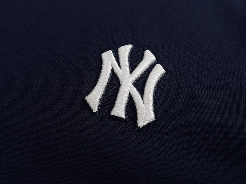 NY Yankees Paisley Box Logo T-Shirt