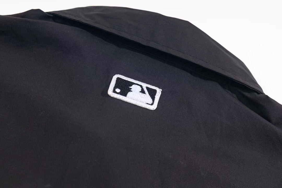 NY Yankees Embroidered NY Oxford Button-Down Shirt - Black